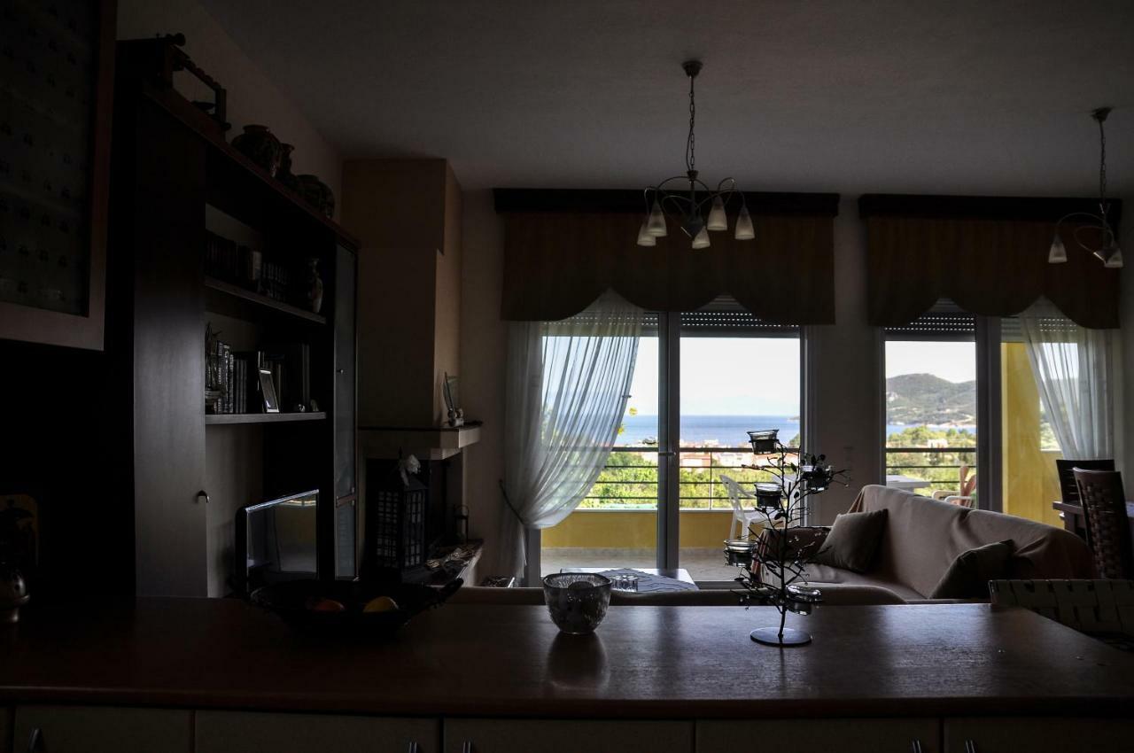 Martha'S Villa Nea Iraklitsa Eksteriør billede